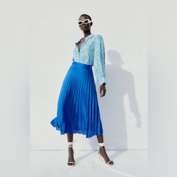 Zara Animal Print Blouse - Picture 5 of 8